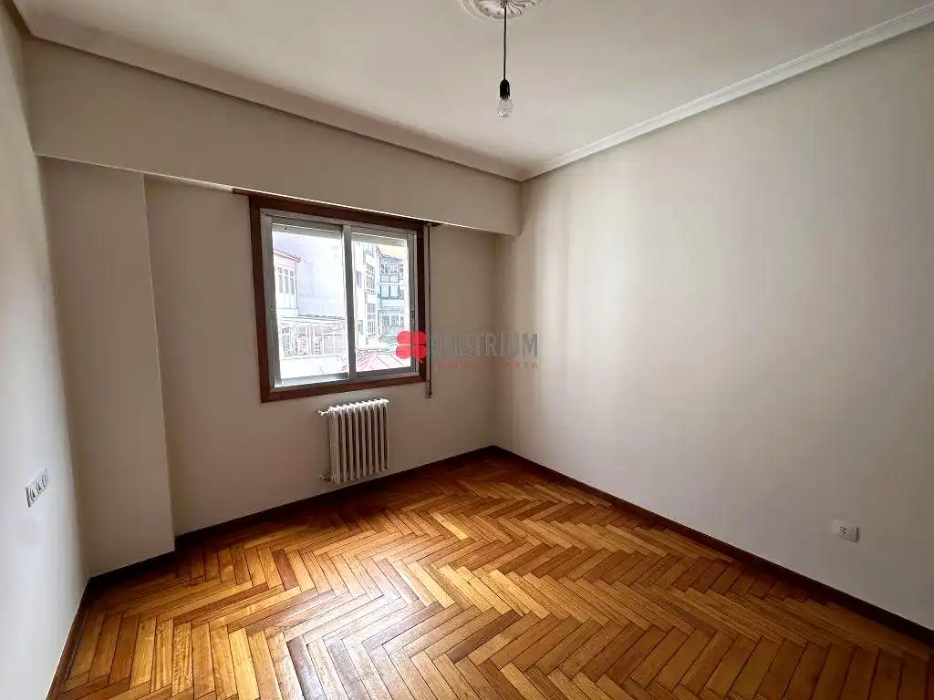Bedroom of Flat for sale in Ourense Capital   with Heating, Terrace and Storage room