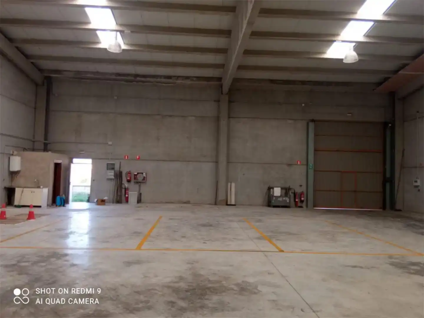 Parking of Industrial buildings for rent in Haro