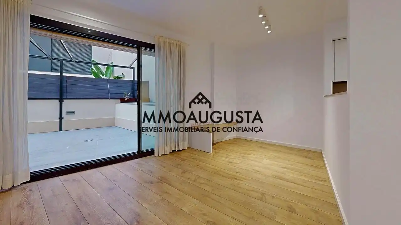 Vista exterior de Dúplex de lloguer en Barcelona amb Aire condicionat, Calefacció i Parquet