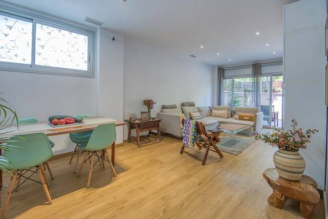 Piso en Venta en Carrer de Gernika en La Marina del Port