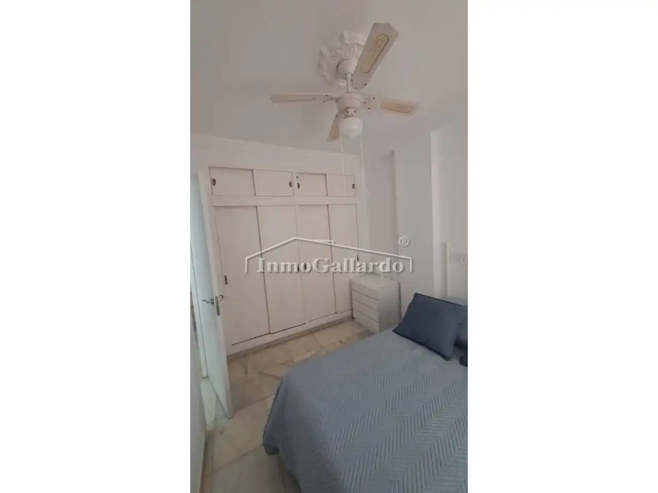 Habitación de Apartamento de alquiler en Rincón de la Victoria con Terraza, Amueblado y Piscina comunitaria