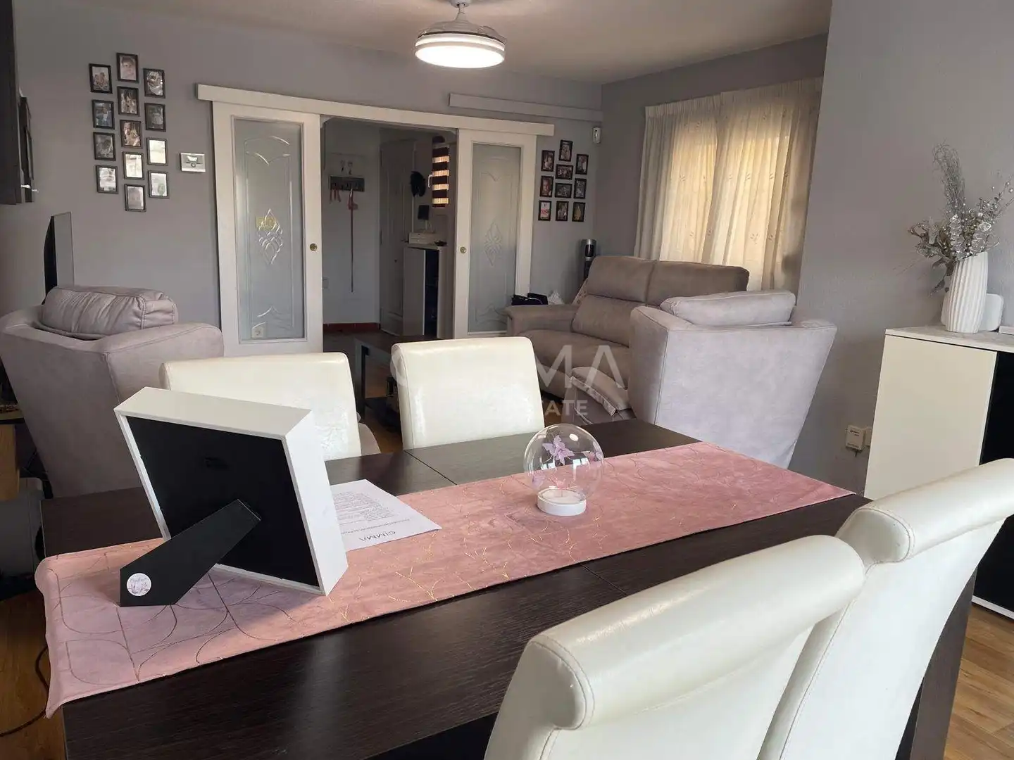 Wohnzimmer von Haus oder Chalet zum Verkauf in La Nucia mit Heizung, Privatgarten und Terrasse