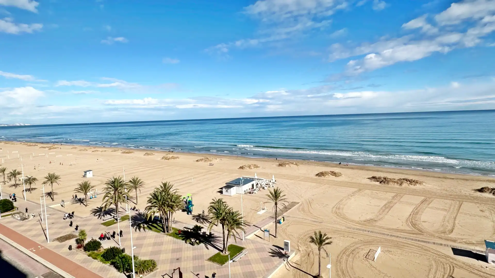 Apartament amb terrassa de lloguer a Passeig Marítim de Neptú, imagen 28