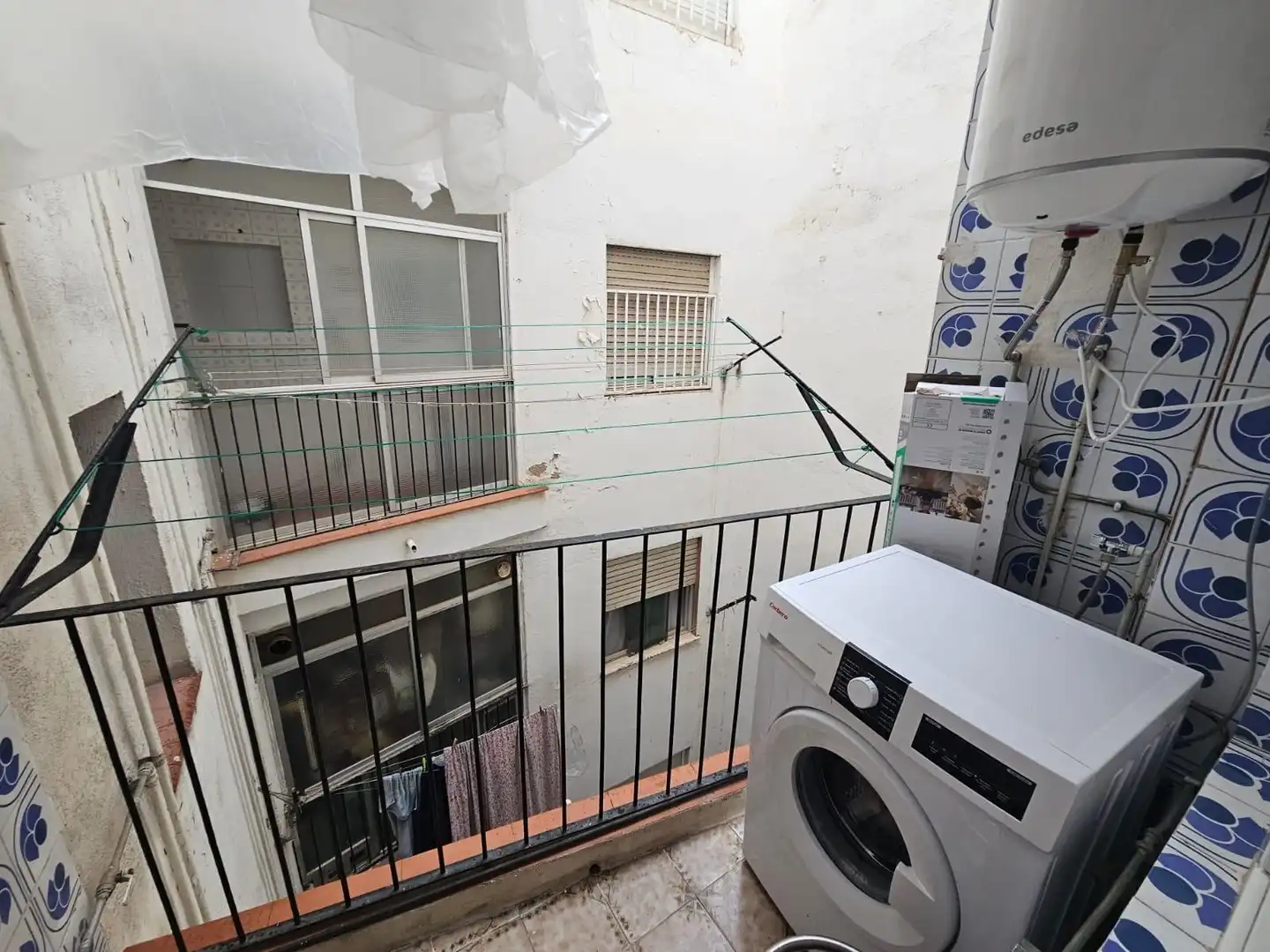 Room in Calle CANIGO, Ciudad Jardín