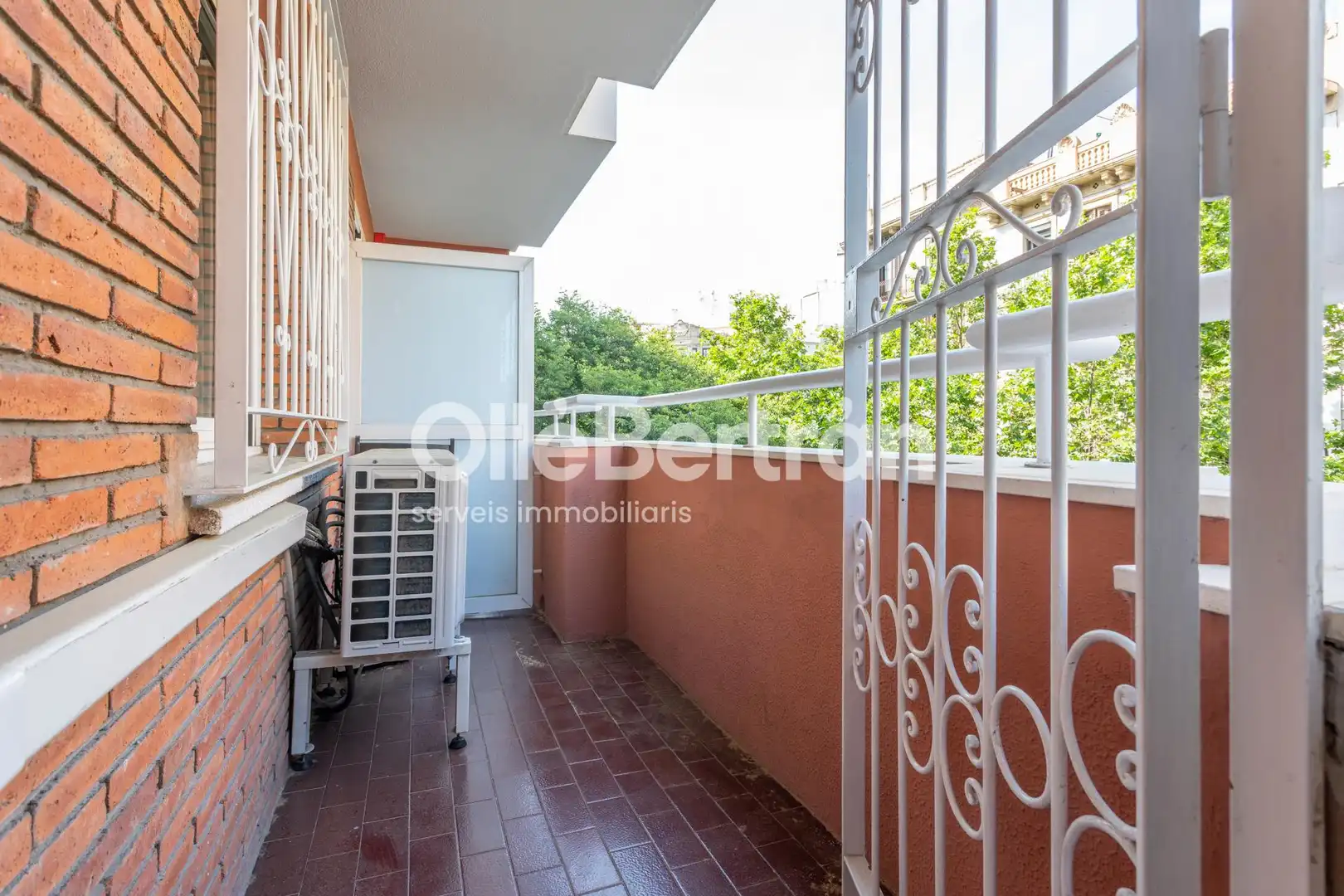 Terraza de Piso en venta en Barcelona con Calefacción y Balcón