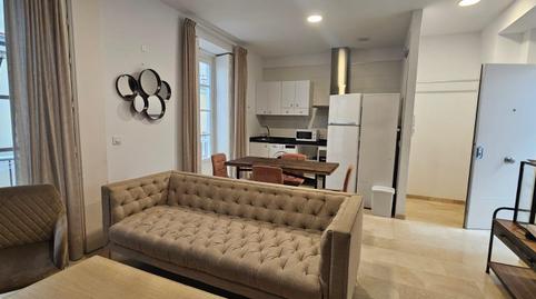 Foto 2 de Piso de alquiler en Centro Histórico, Cádiz