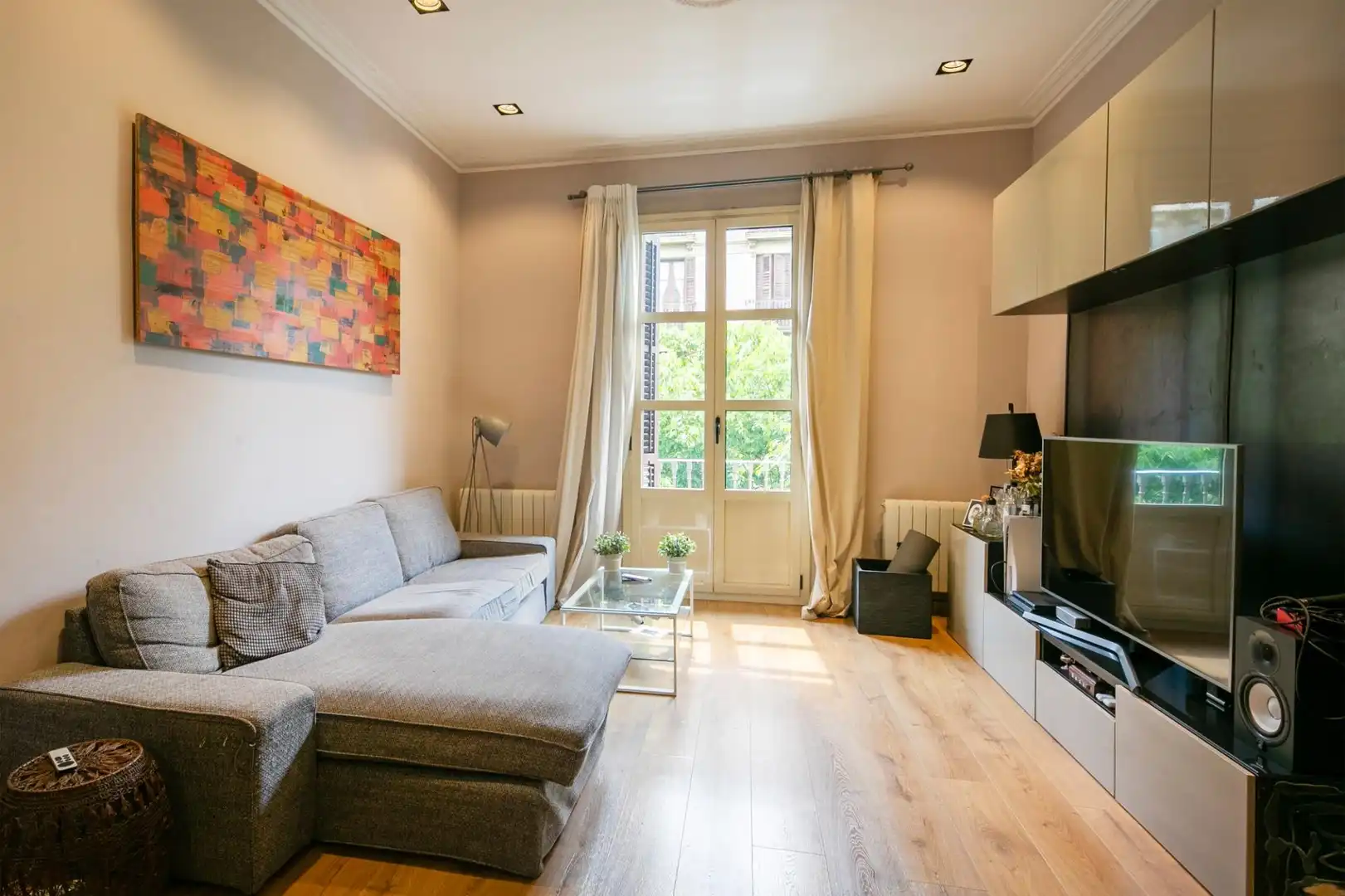 Sala de estar de Piso de alquiler en Barcelona con Calefacción, Parquet y Amueblado