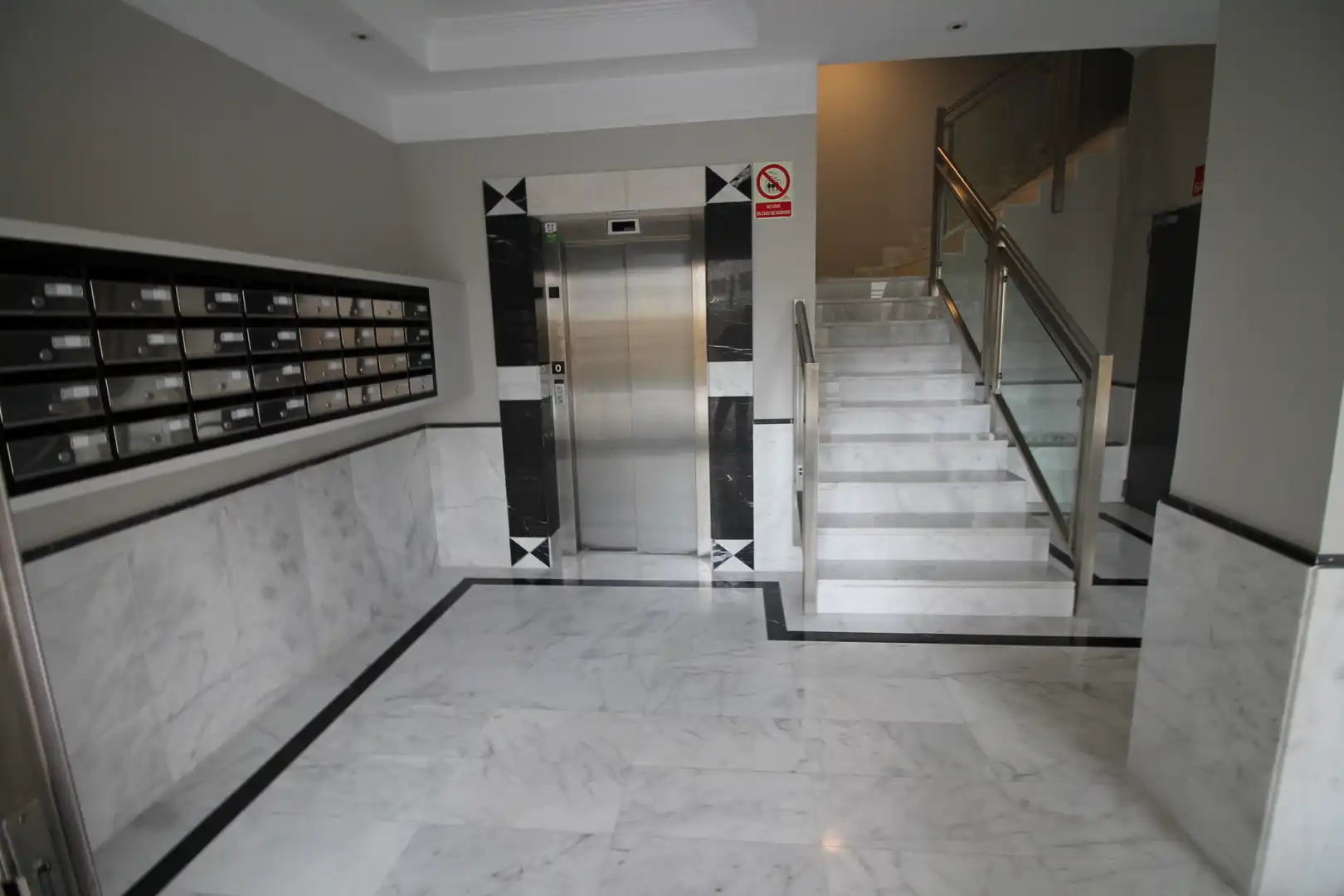 Flat with pool for sale in Calle de Portomarín 1, imagen 16