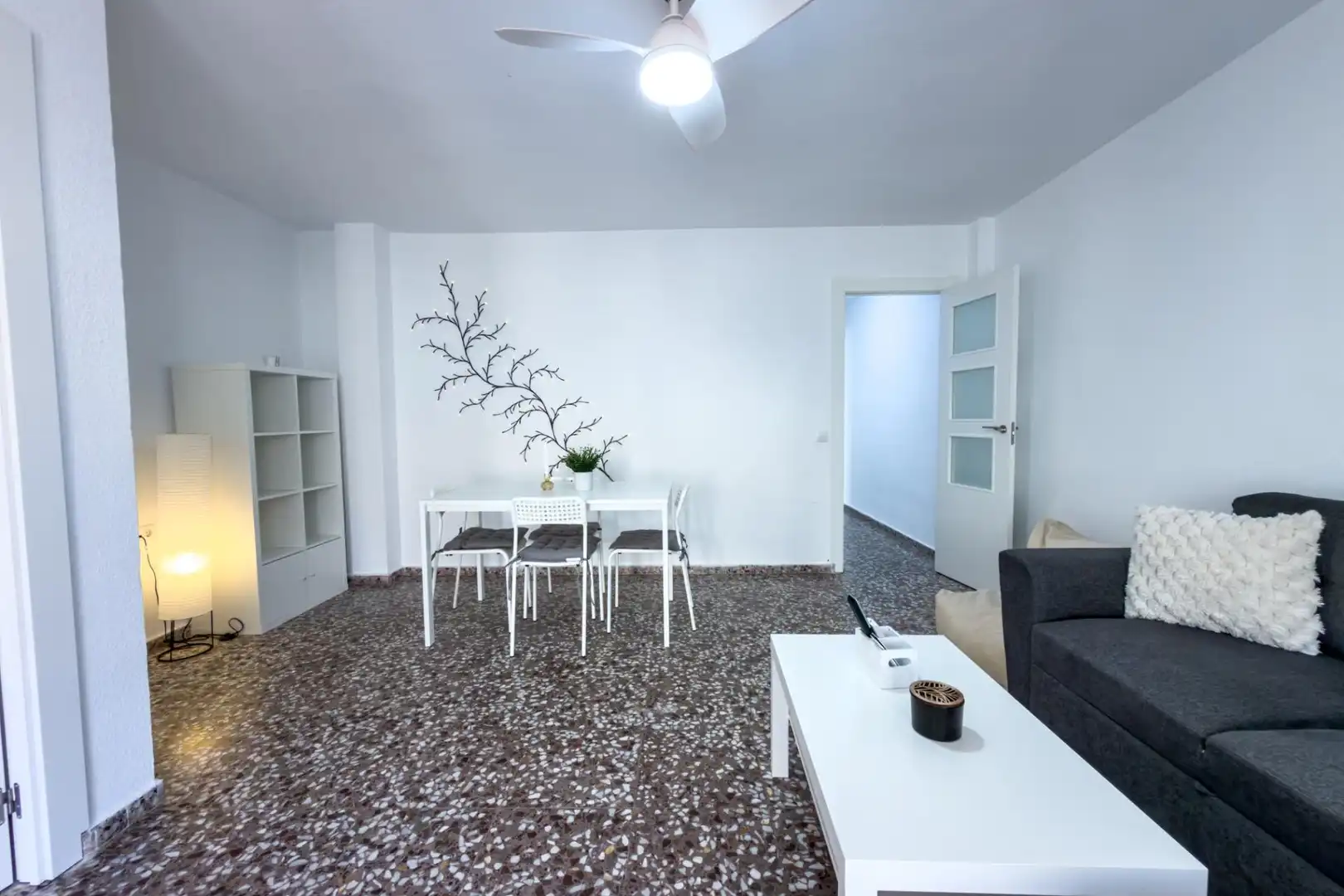 Piso con terraza en venta en Calle VIRGEN DE LA PALOMA 4, imagen 3