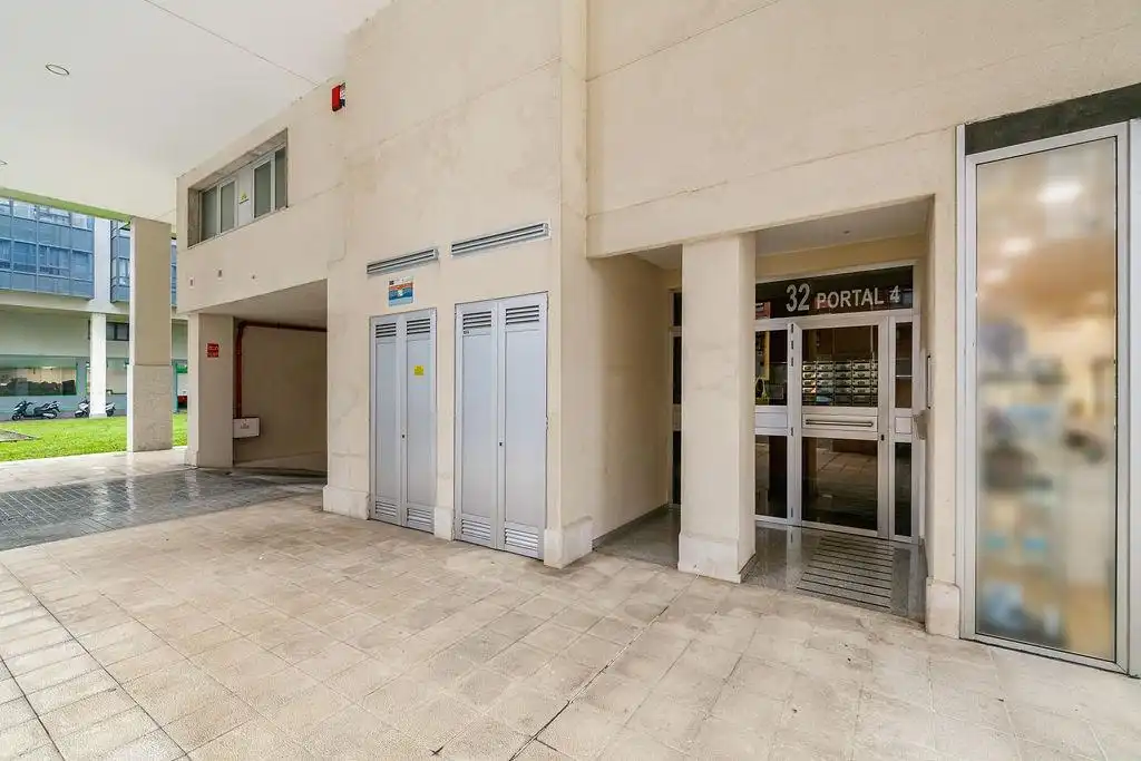 Garage for sale in Vigo 