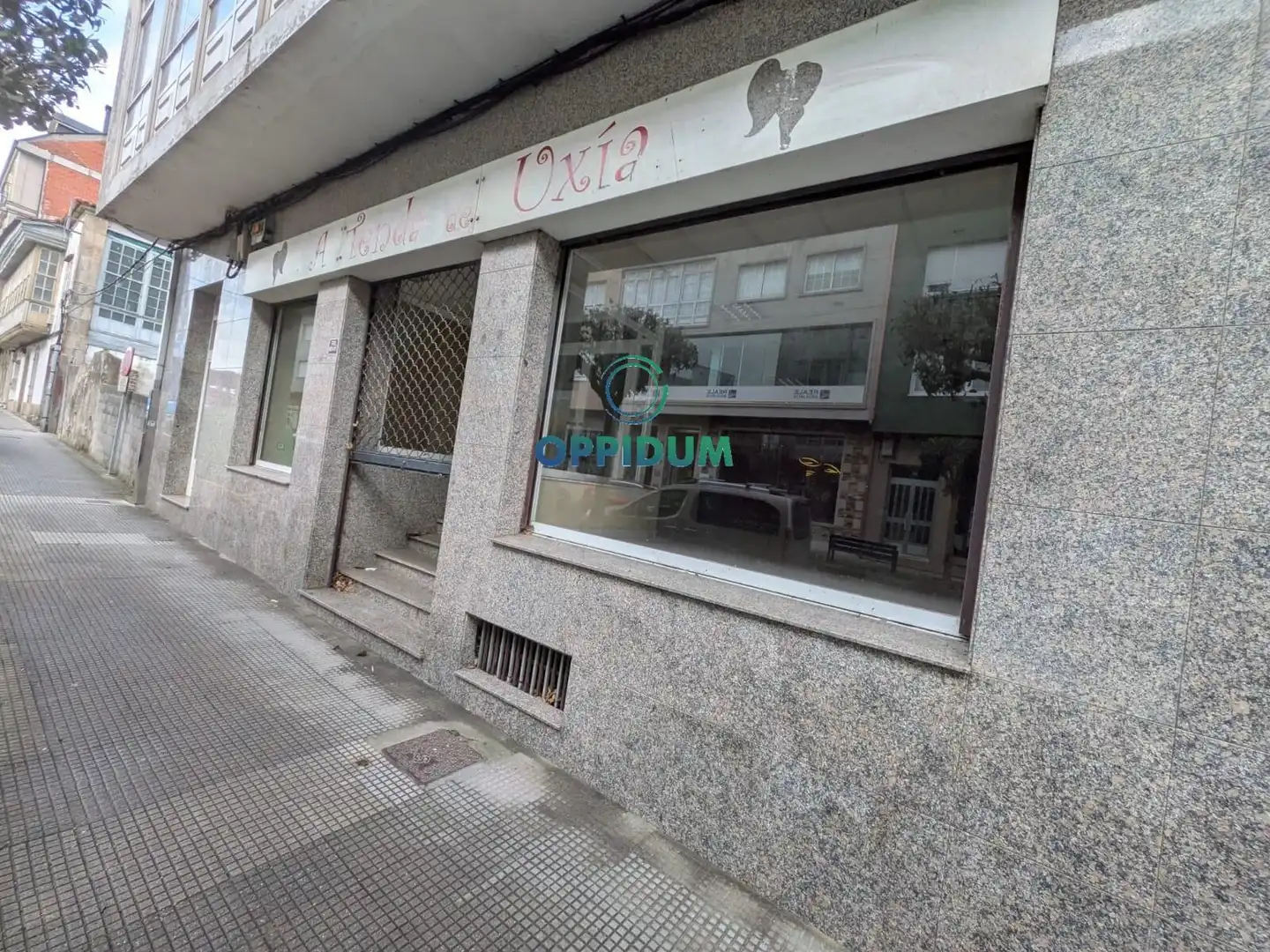 Commercial properties for sale in Ponteceso