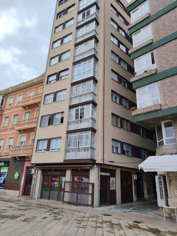 Piso en Venta en Santa Uxía de Ribeira