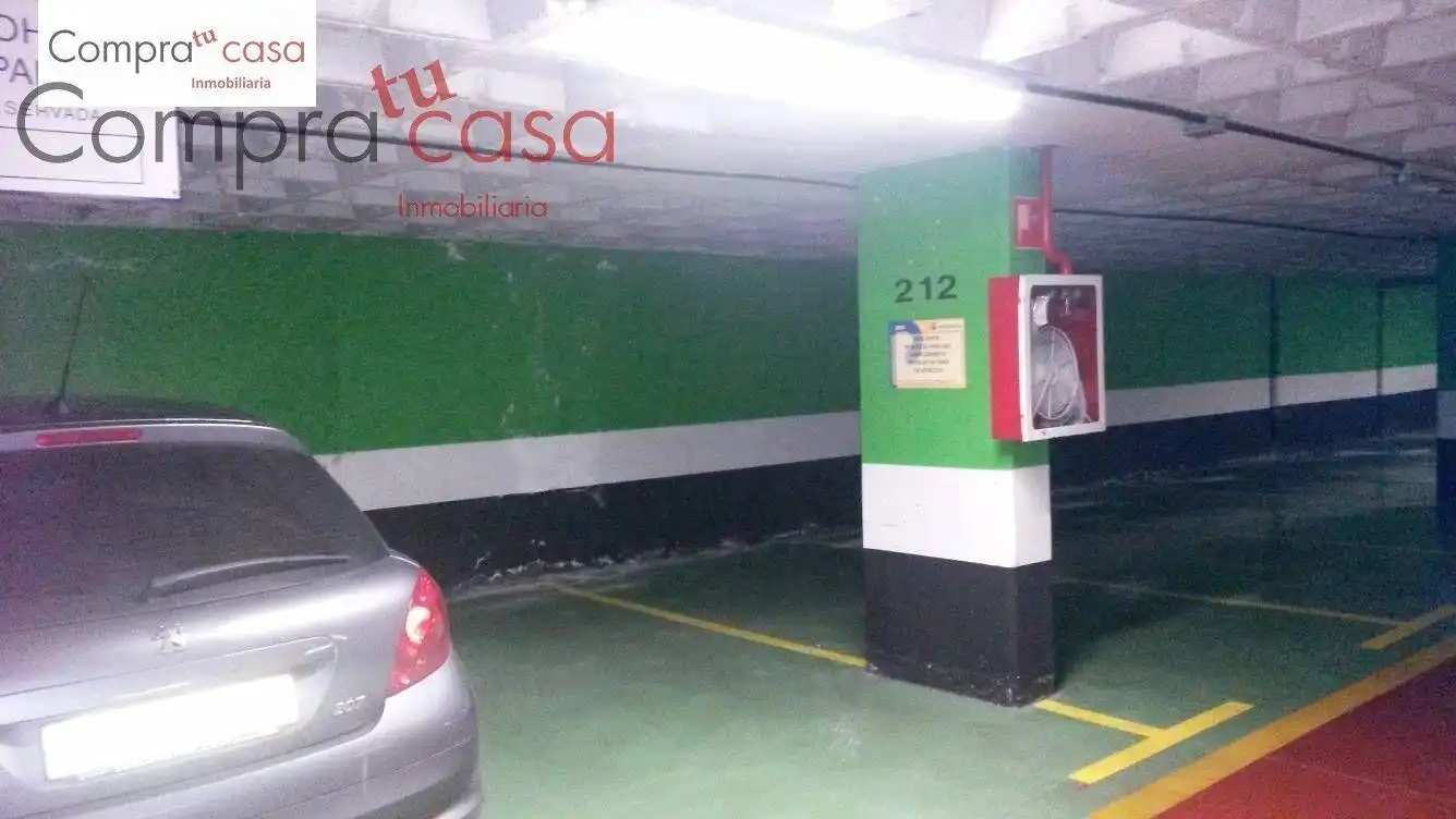 Aparcament en venda a Avenida ACUEDUCTO 4, imagen 5