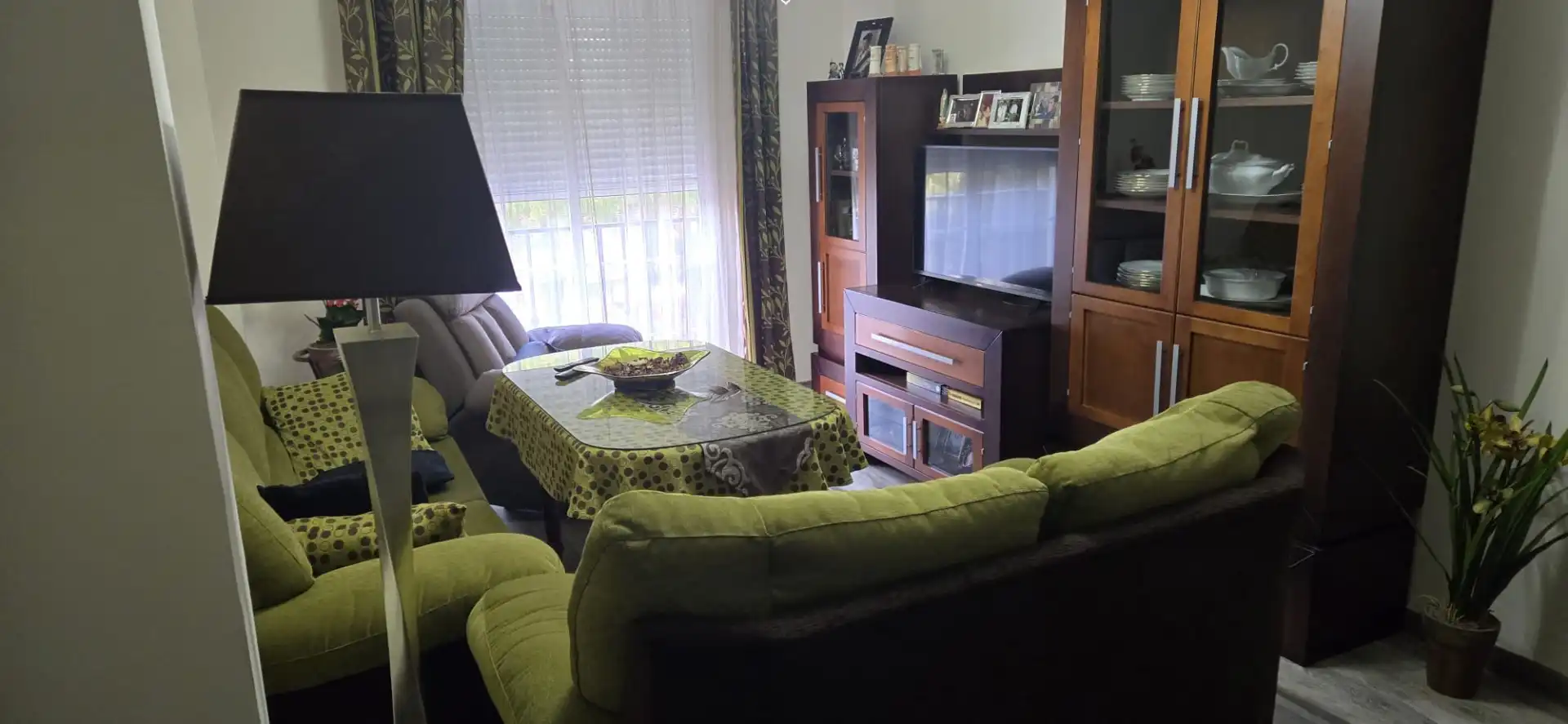 Flat with terrace for sale in Calle Francisco Pizarro 46b