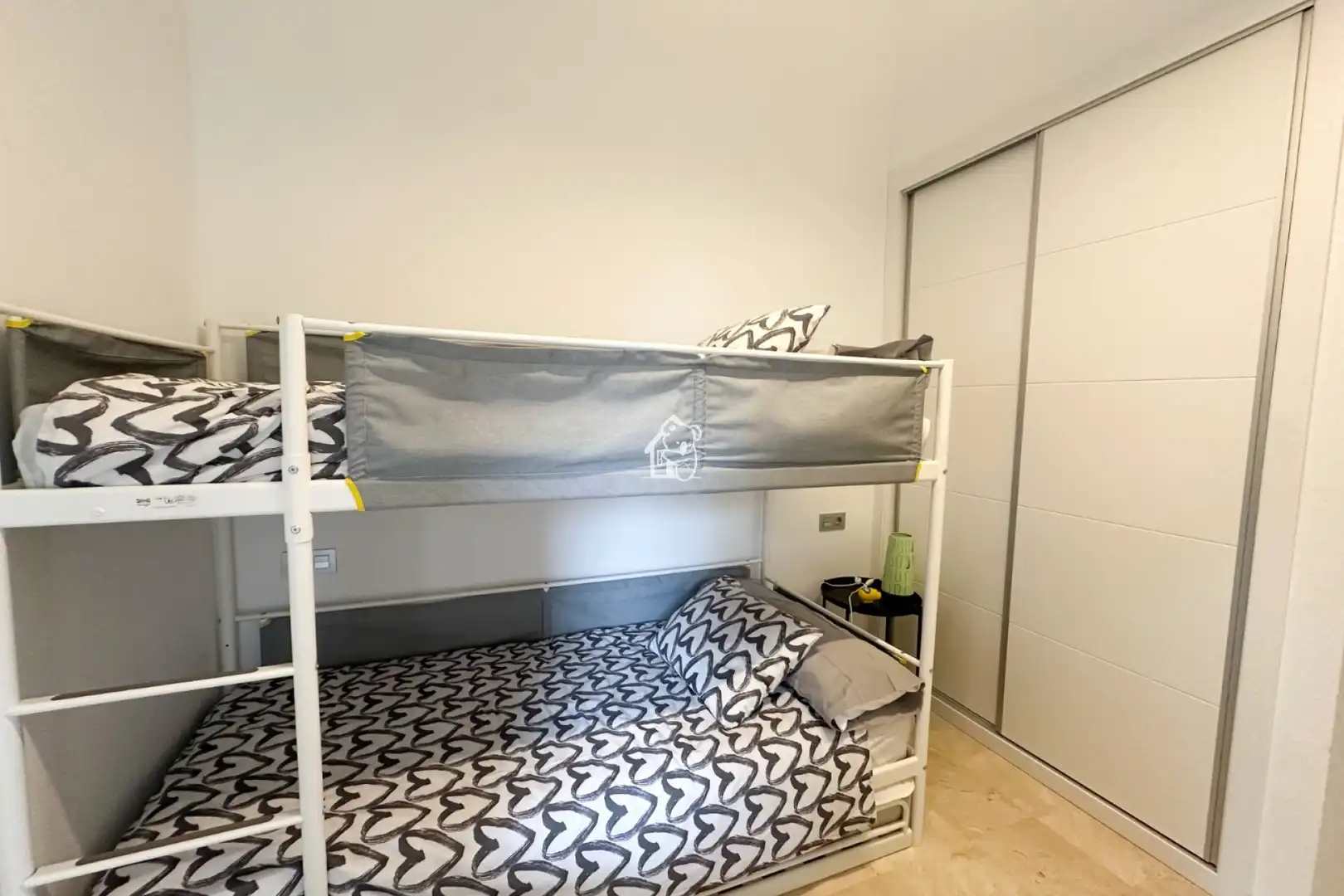 Bedroom of Apartments for rent in Orihuela  with Air Conditioner, Terrace and Furnished