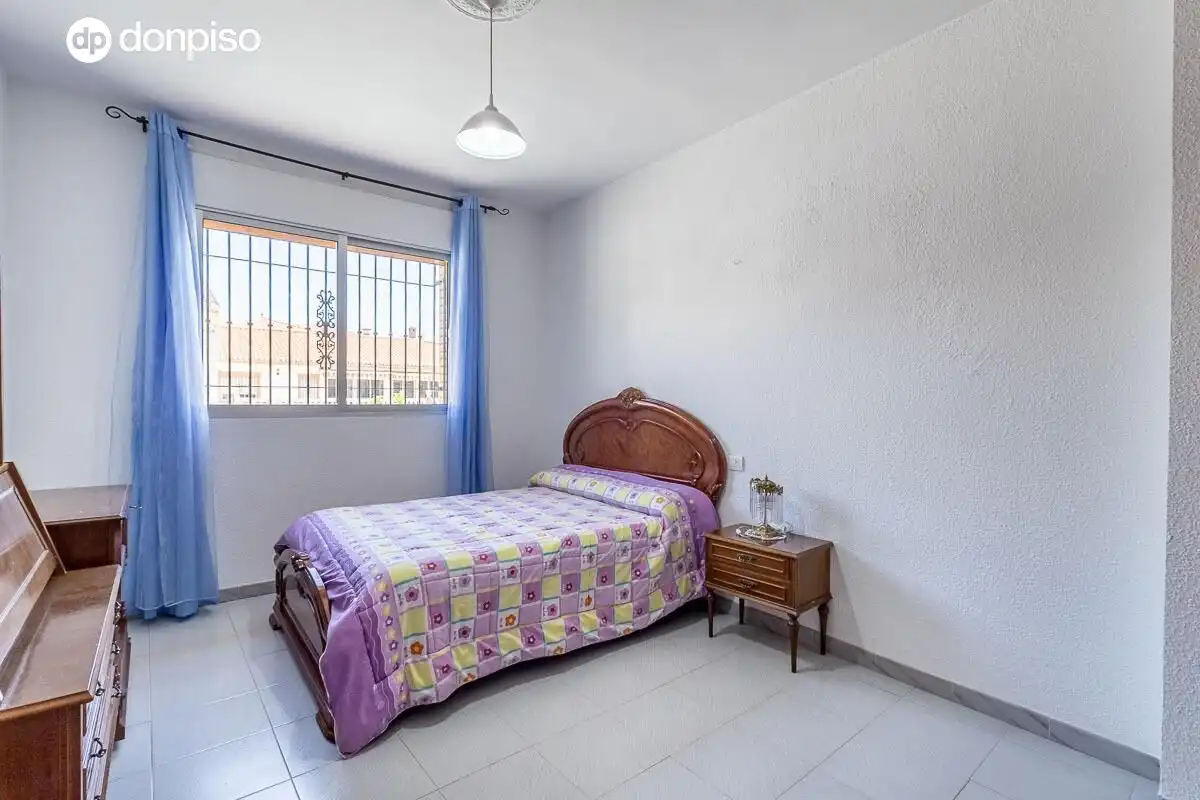 Casa o xalet en venda a Calle Calle Gran Vía de Colón, 22, Láchar