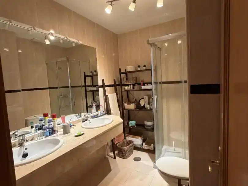 Bany de Casa o xalet en venda en Trescasas amb Jardí privat