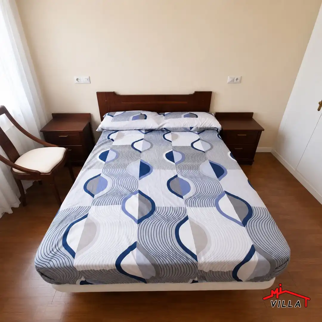 Bedroom of Flat for sale in Laredo  with Heating and Balcony