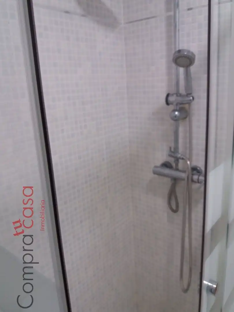 Badezimmer von Wohnung zur Miete in Segovia mit Heizung, Terrasse und Möbliert