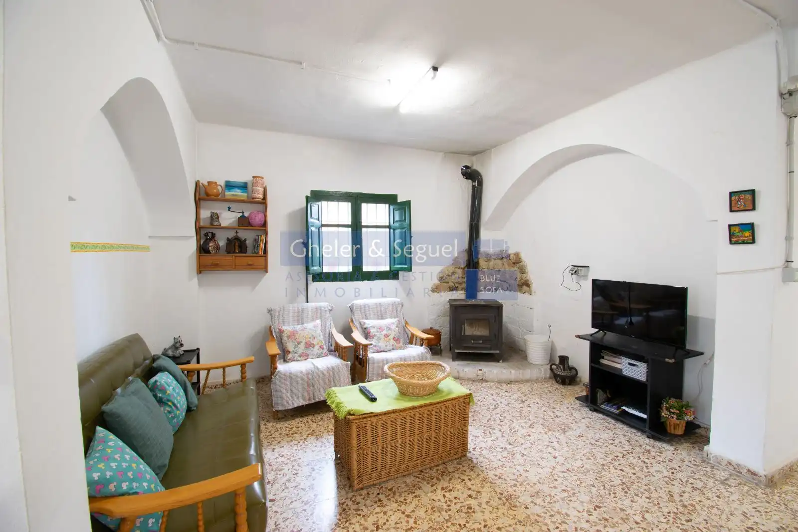 Sala de estar de Finca rústica en venta en Alfara de la Baronia con Calefacción y Terraza