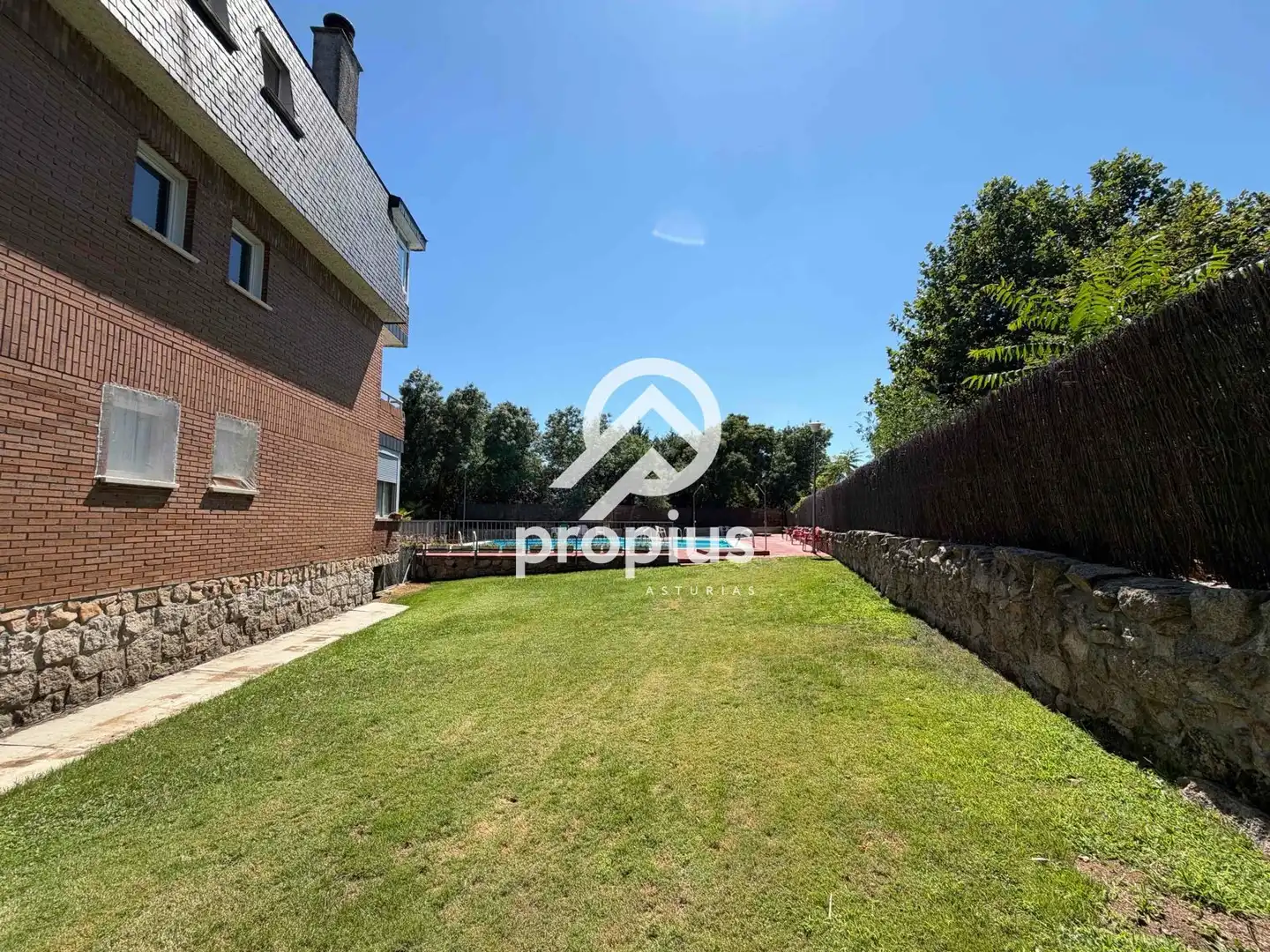 Piso en venta en Hoyo de Manzanares con Calefacción, Parquet y Terraza