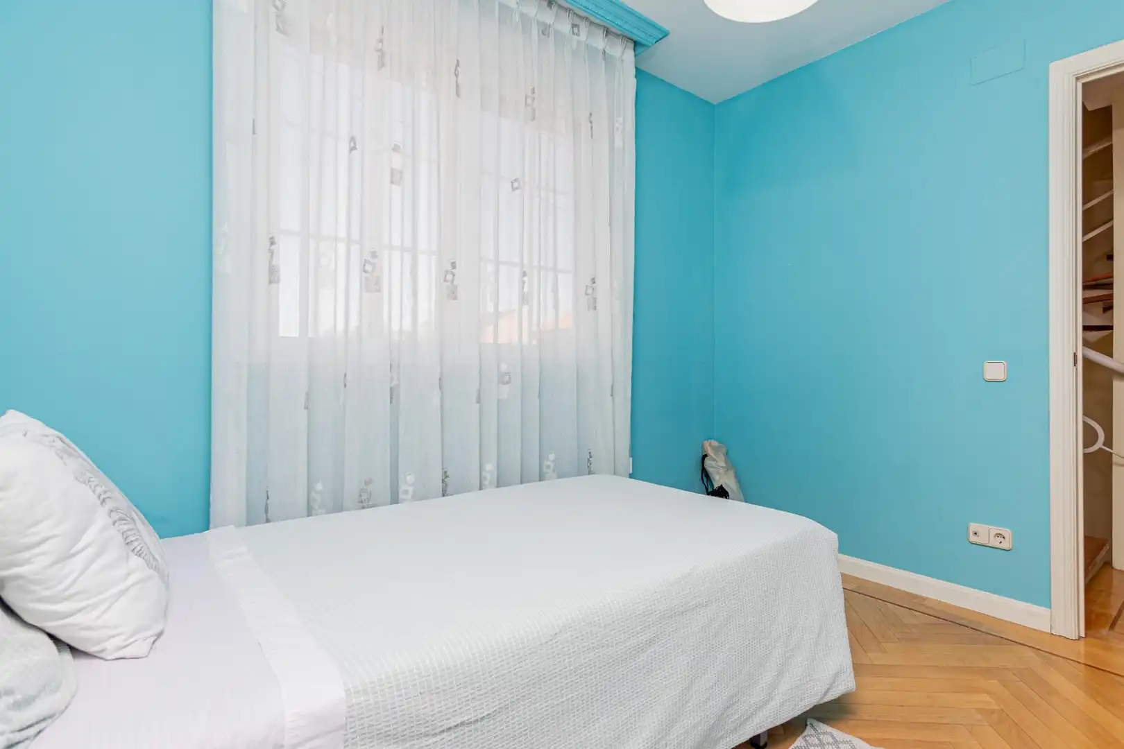 Habitación de Casa o chalet en venta en Madrid con Aire acondicionado, Calefacción y Jardín privado