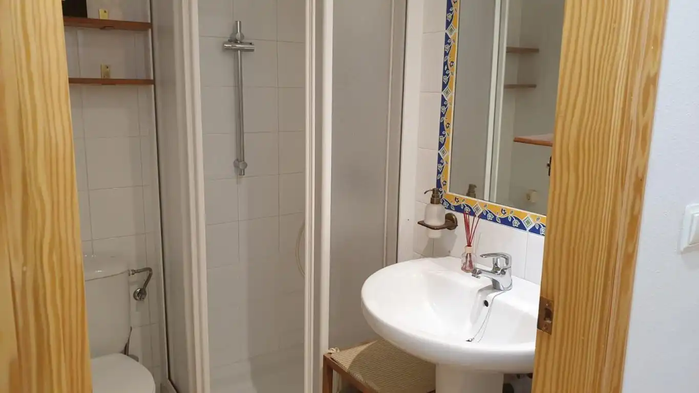 Baño de Planta baja en venta en Orihuela con Aire acondicionado, Calefacción y Jardín privado