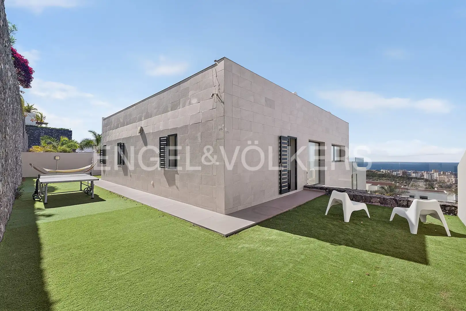 Außenansicht von Wohnung zum Verkauf in Adeje mit Klimaanlage, Terrasse und Schwimmbad