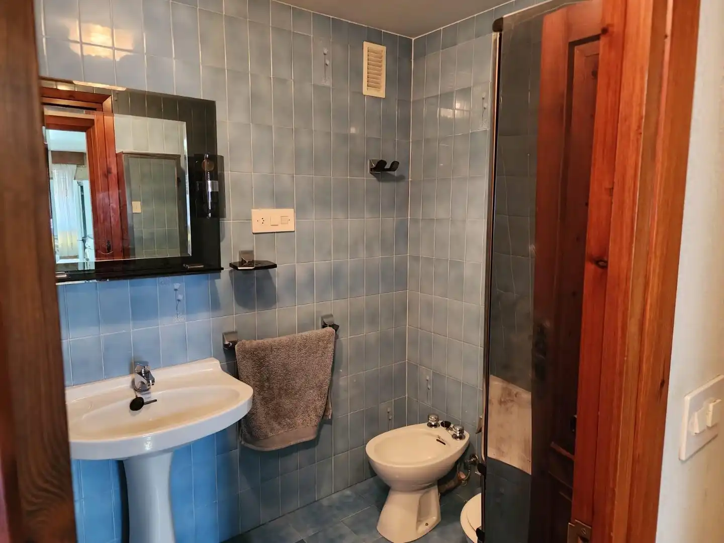 Bathroom of Flat for sale in Jaca  with Terrace, Storage room and Furnished