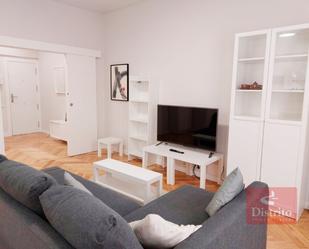 Sala d'estar de Pis de lloguer en Santander amb Calefacció i Moblat