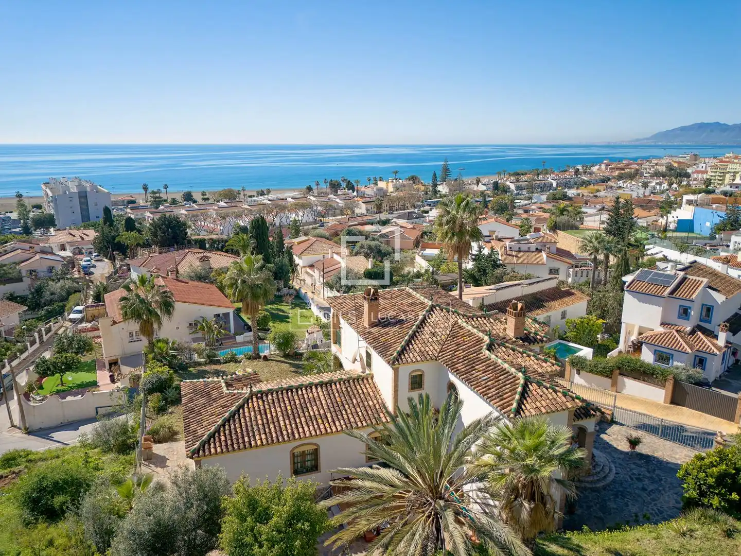 Vista exterior de Casa o chalet en venta en Rincón de la Victoria con Jardín privado, Terraza y Balcón