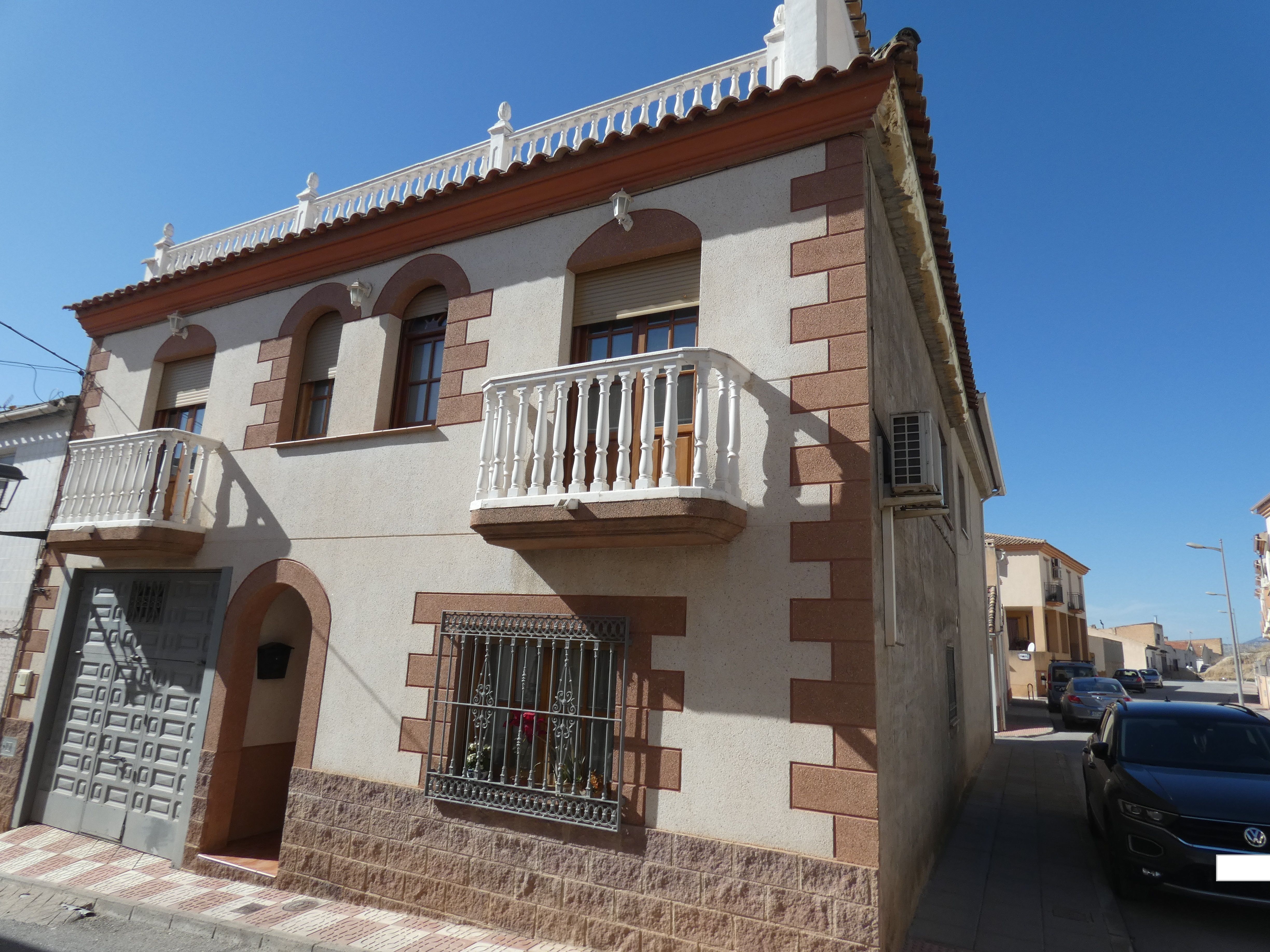Haus oder Chalet zum verkauf in Calle Campaña, Pinos Puente