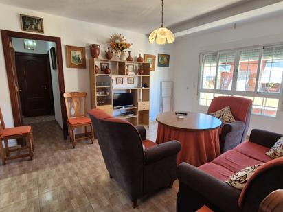 Sala d'estar de Pis en venda en Badajoz Capital amb Aire condicionat, Calefacció i Parquet