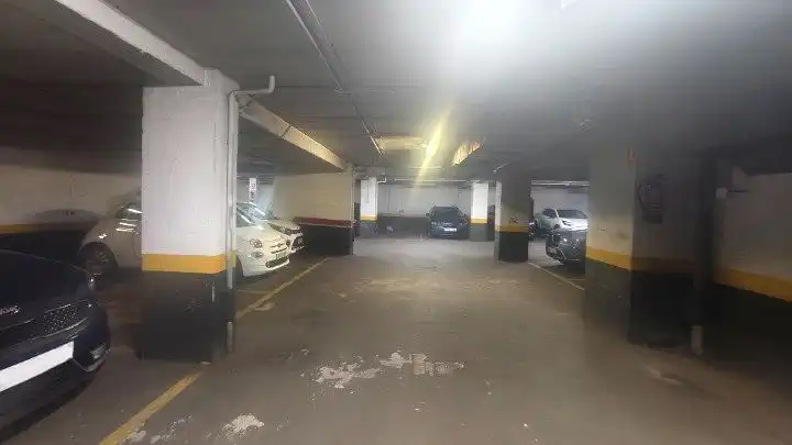Parking of Flat for sale in Madrid  with Heating, Internet and Community pool