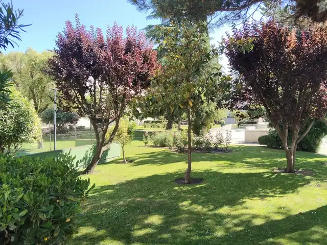 Garden of Flat for rent in Pozuelo de Alarcón  with Air Conditioner, Heating and Private garden
