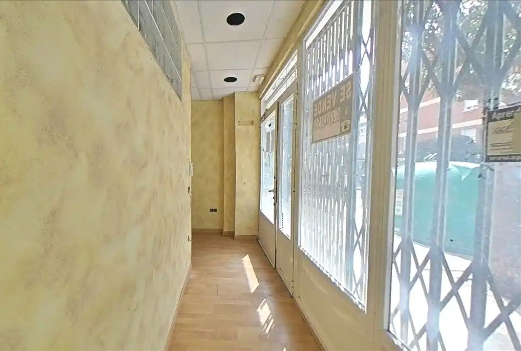Local comercial en venda a Calle Alicante, imagen 2