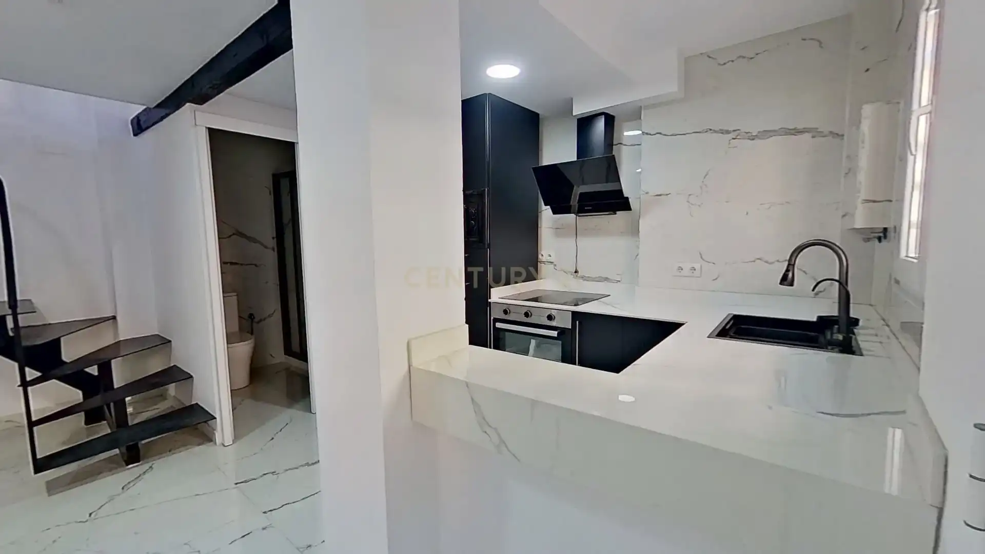 Cuina de Apartament en venda en Málaga amb Aire condicionat, Rentadora i Microones