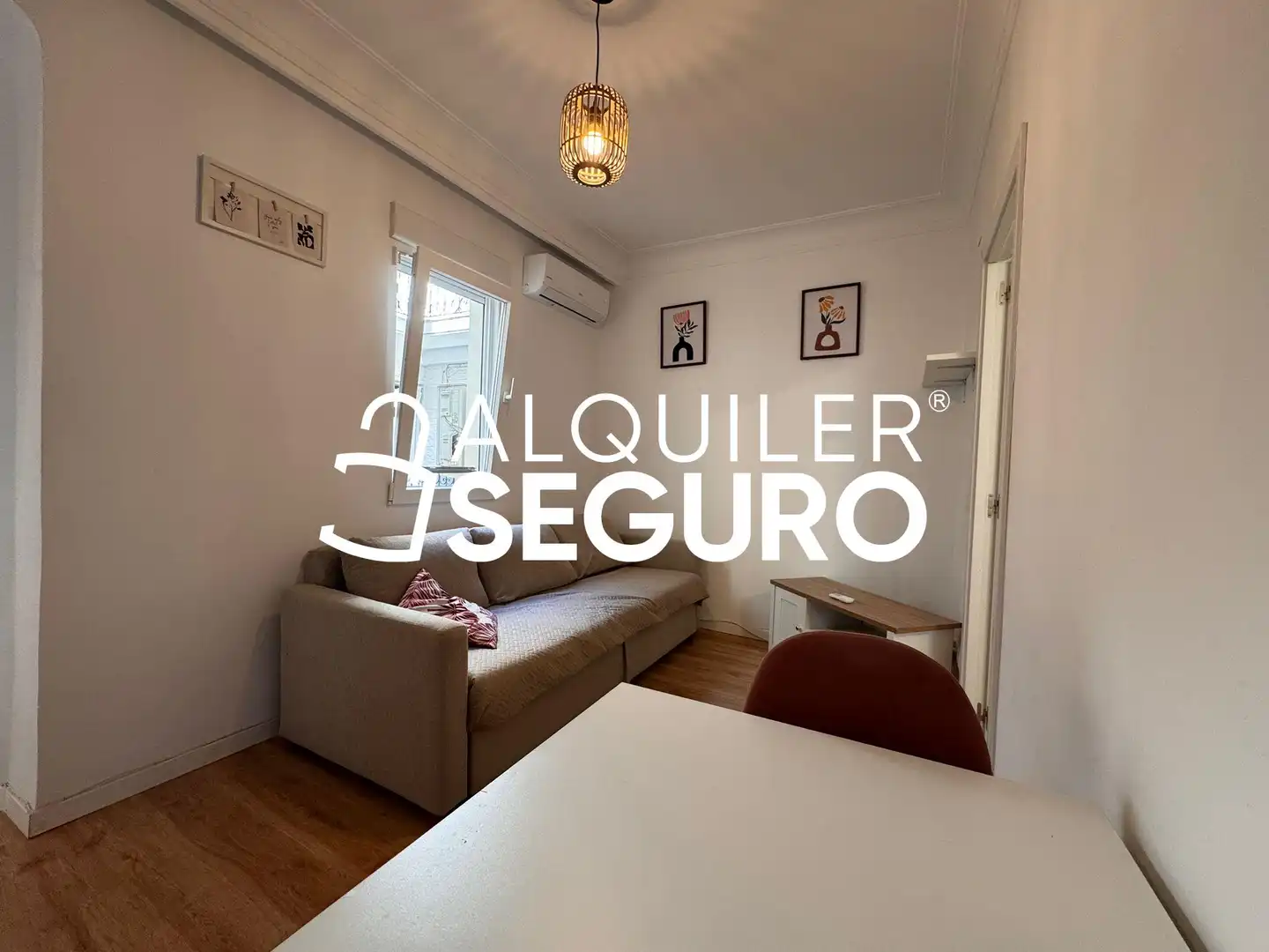 Flat for rent in Antonio López , Comillas
