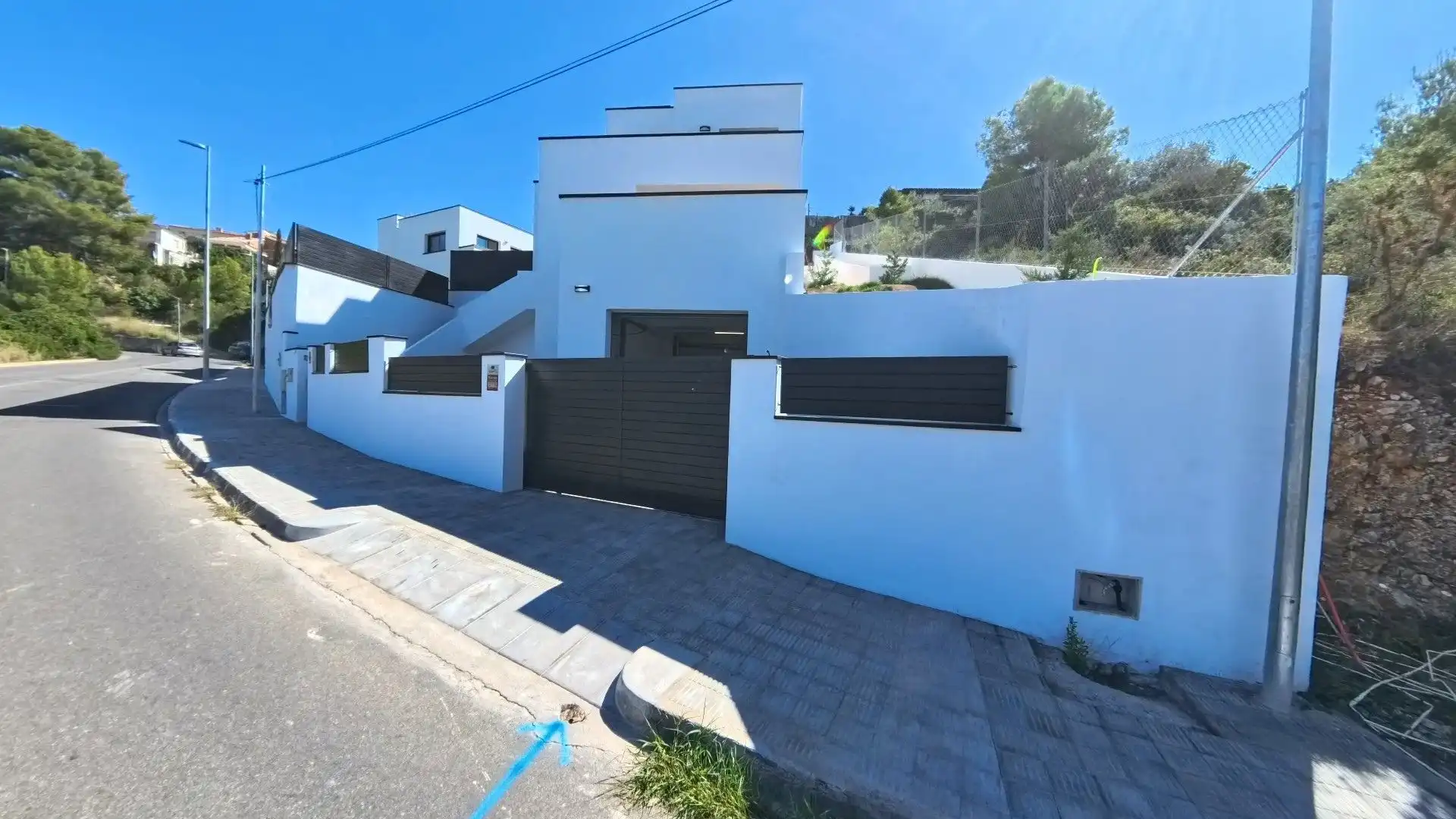 Vista exterior de Casa o xalet en venda en Calafell amb Aire condicionat, Calefacció i Jardí privat