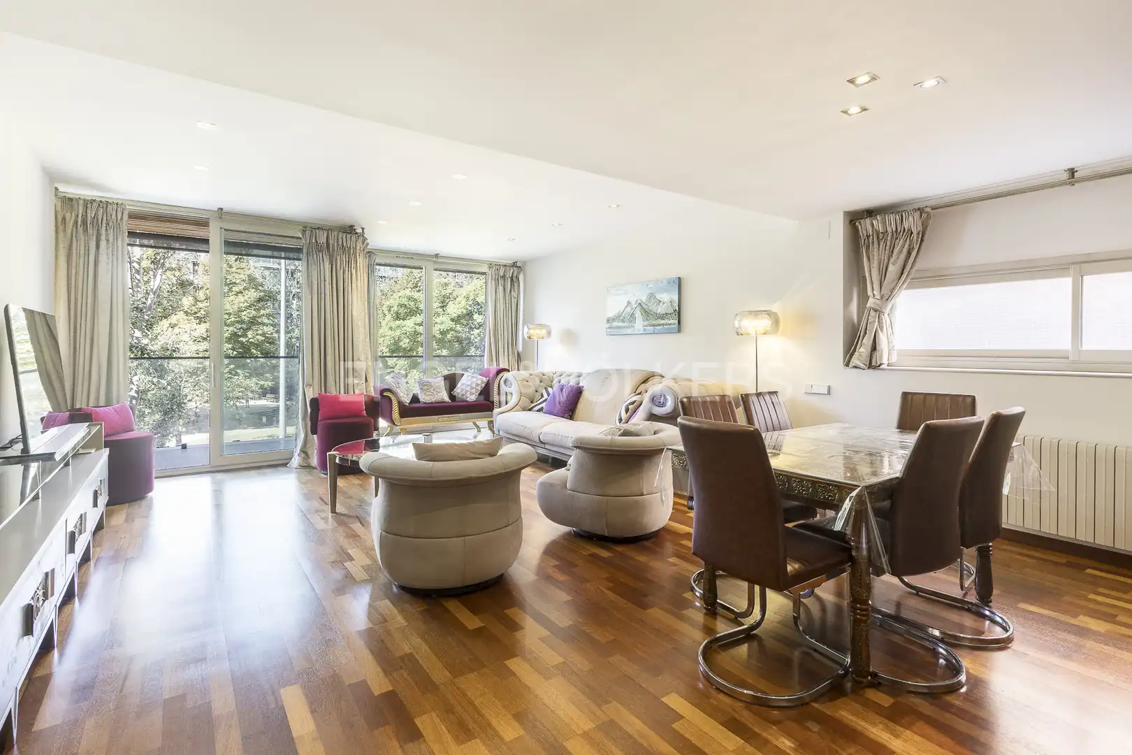 Sala de estar de Piso de alquiler en Barcelona con Aire acondicionado, Calefacción y Jardín privado