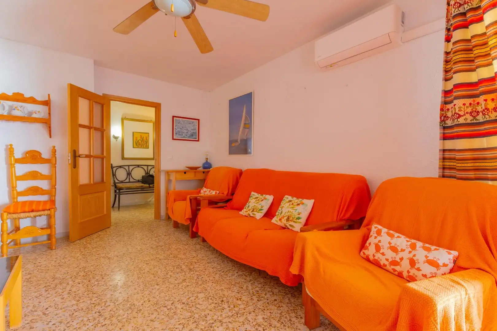 Sala de estar de Piso en venta en Águilas con Terraza, Amueblado y Balcón