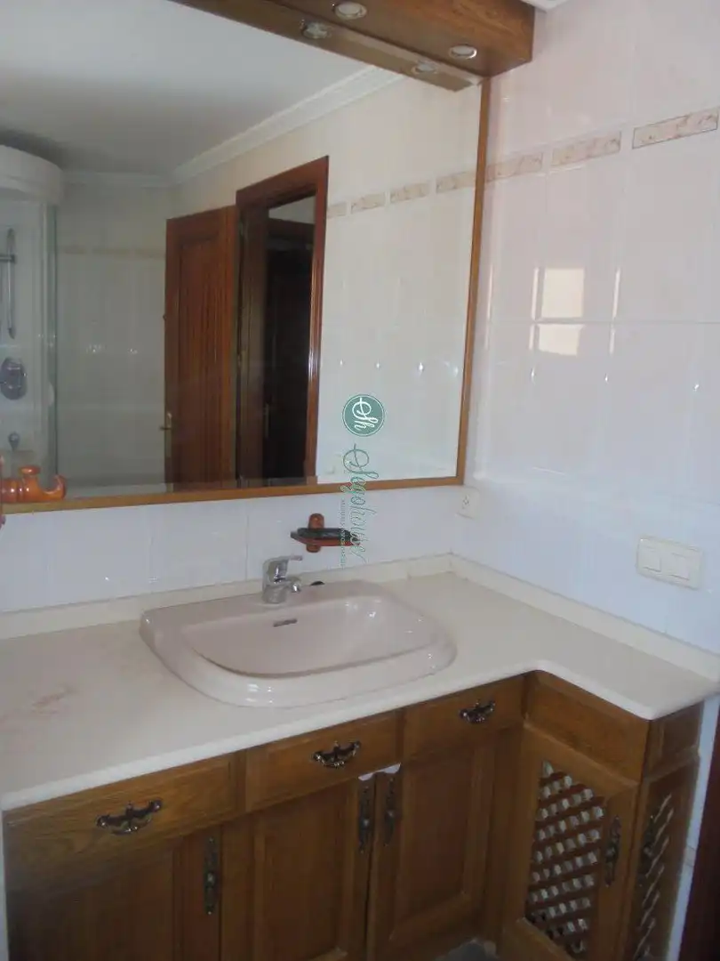 Houses for sale in Vía Romana