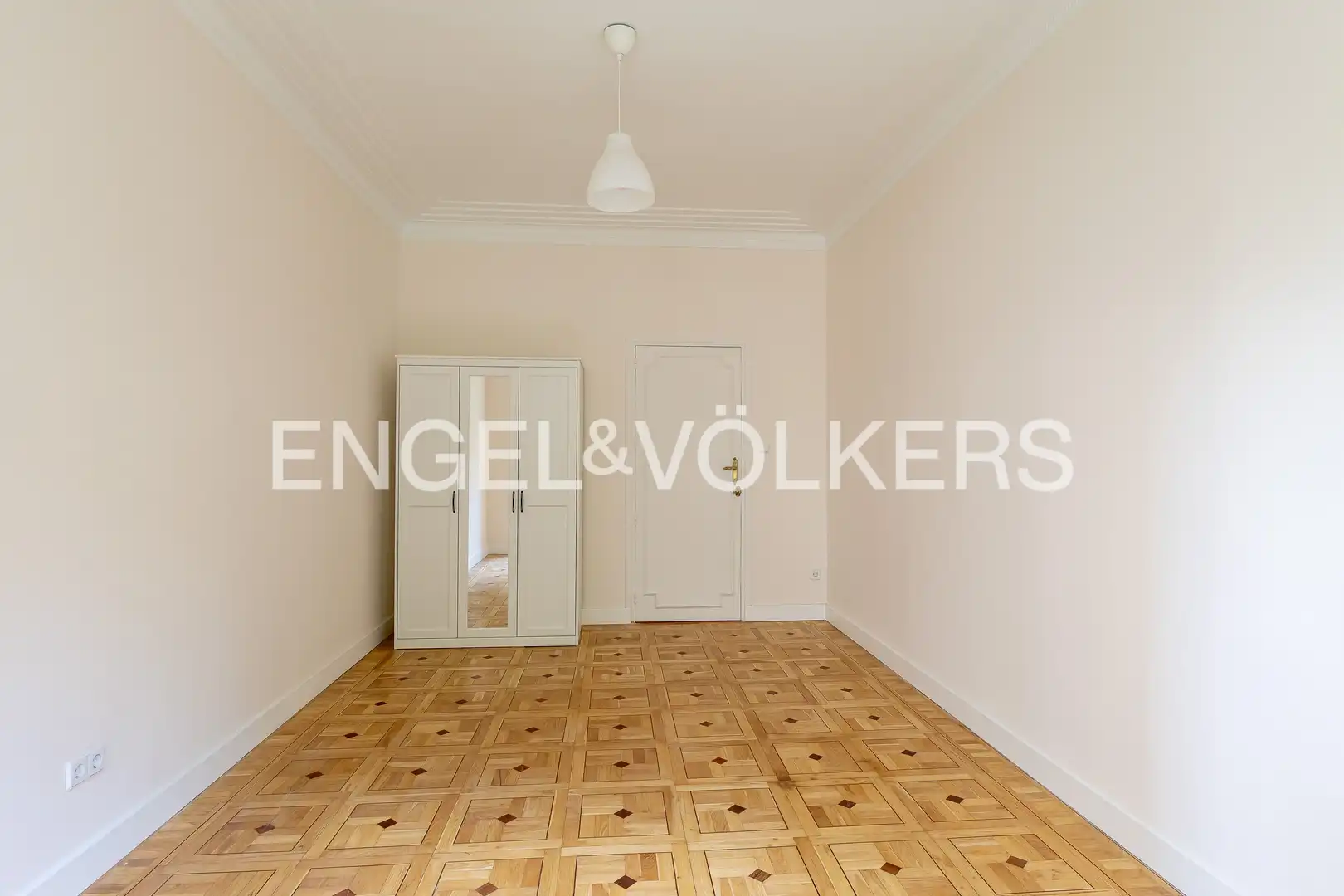 Dining room of Flat for rent in Madrid  with Air Conditioner, Heating and Balcony
