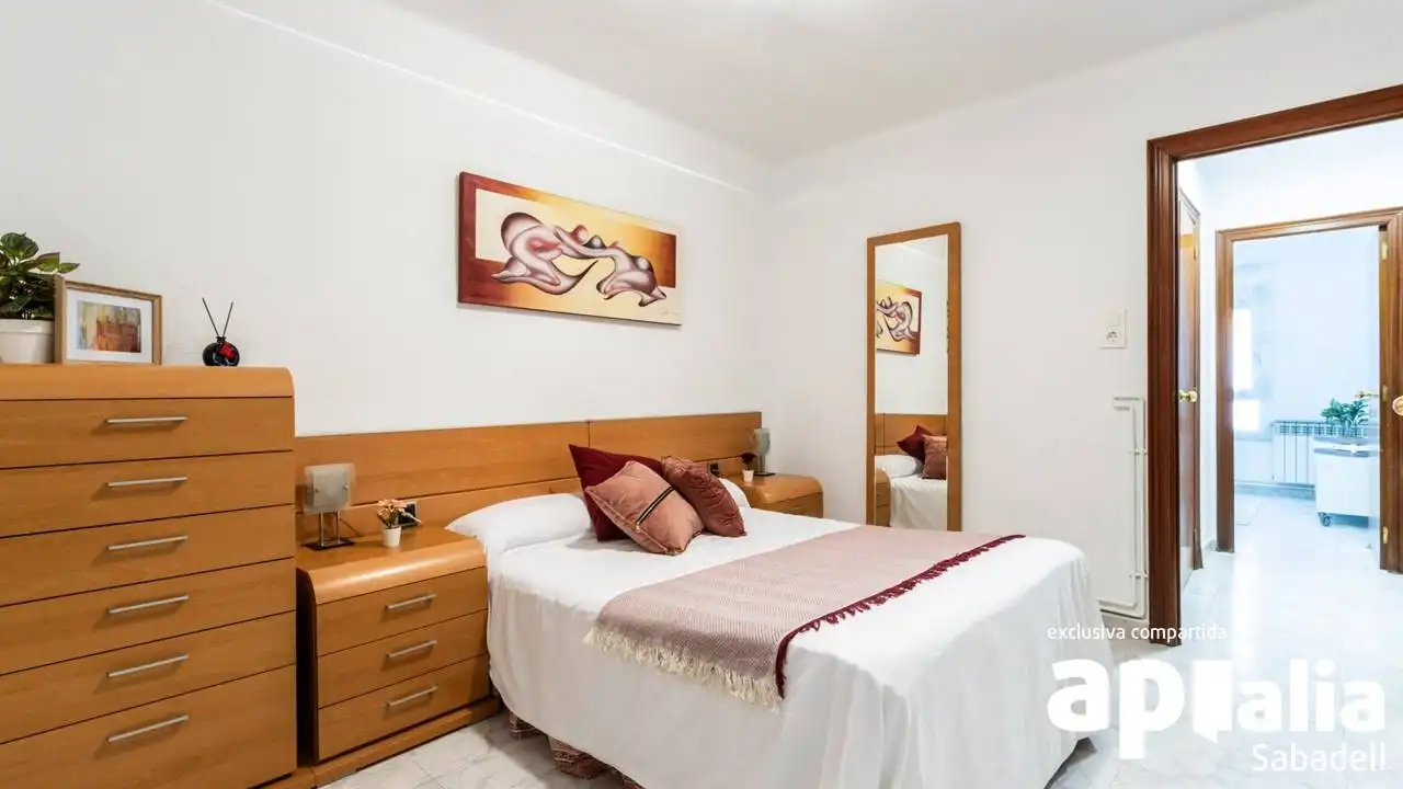 Bedroom of Flat for sale in Sabadell  with Heating
