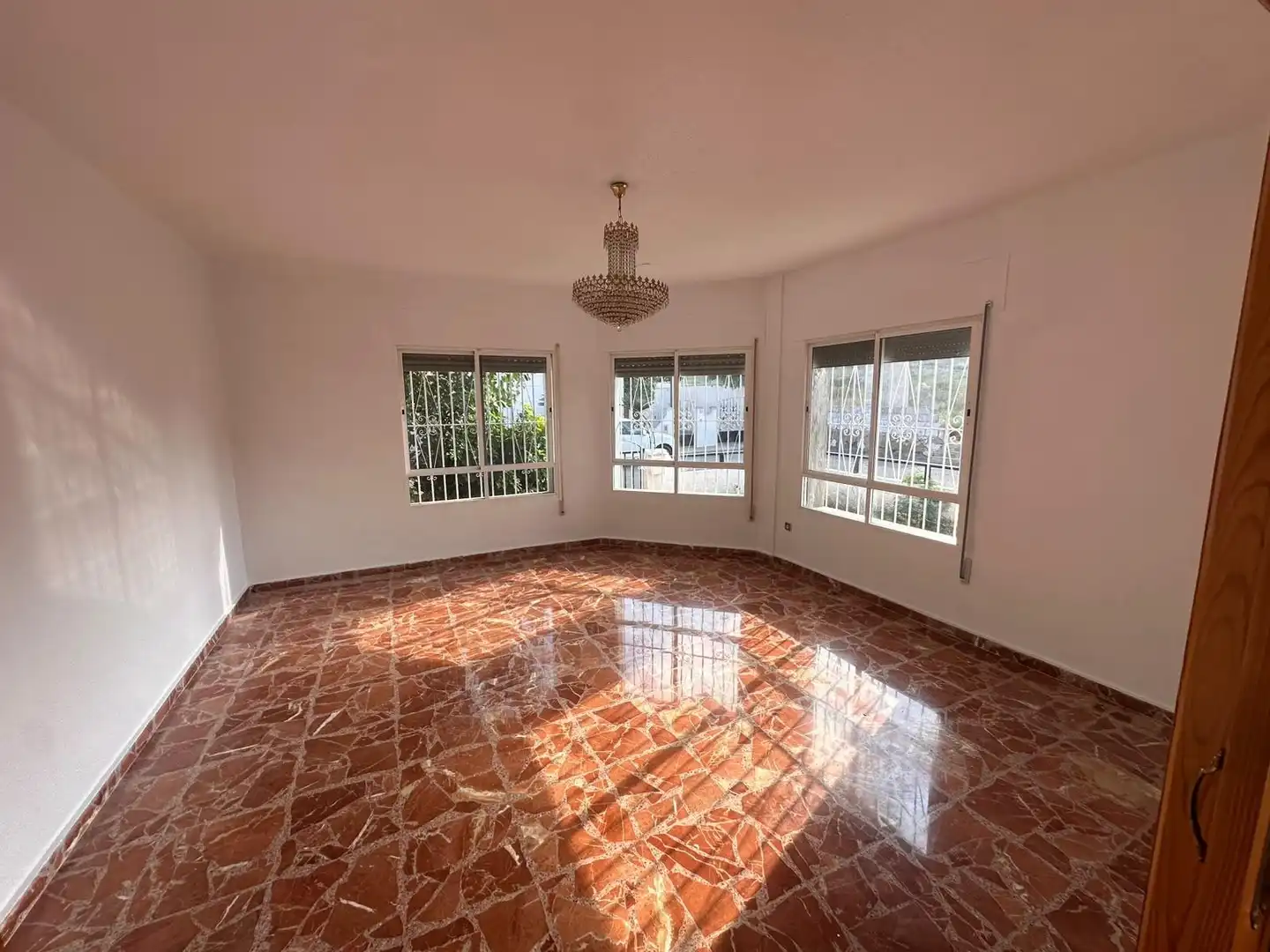 Vista exterior de Casa adosada en venta en La Unión ciudad