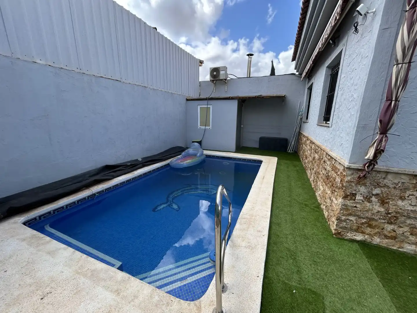 Piscina de Casa o xalet en venda en Cartagena amb Aire condicionat, Jardí privat i Terrassa