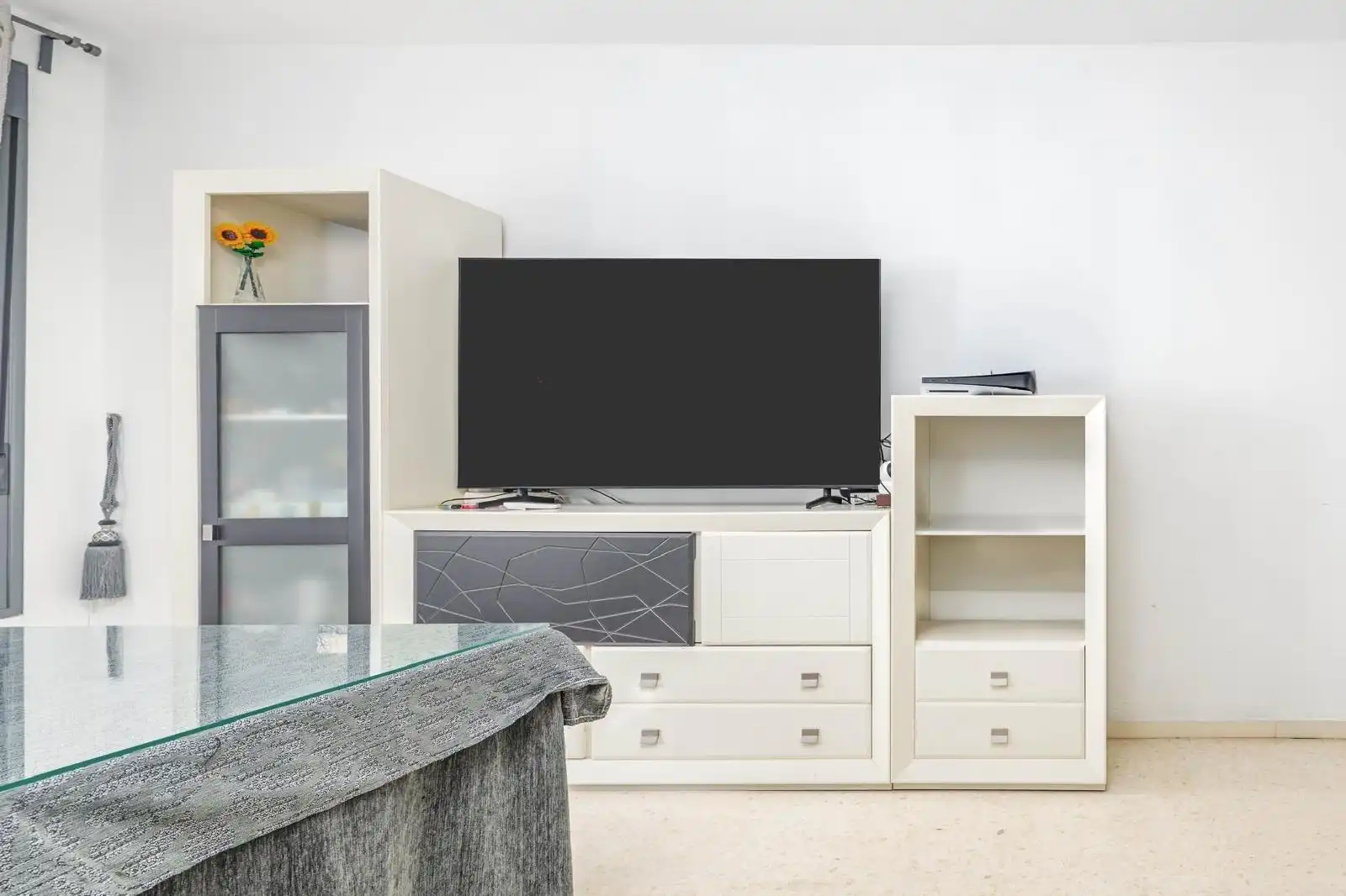 Sala de estar de Piso en venta en Sevilla con Aire acondicionado, Calefacción y Trastero