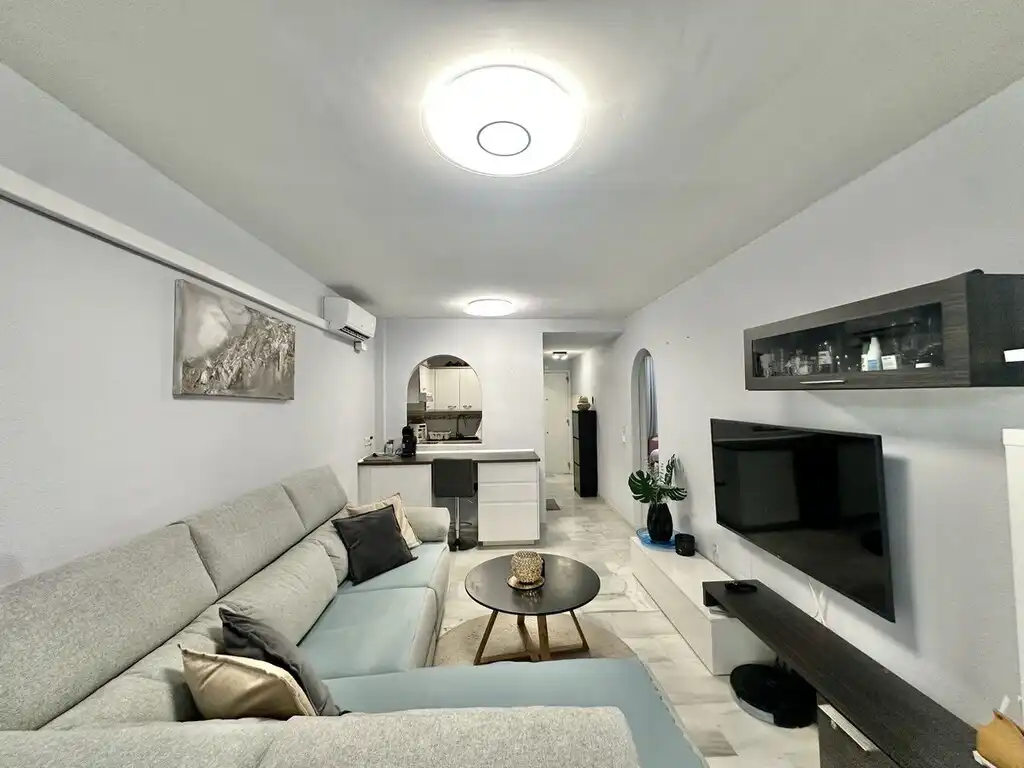 Vivienda con piscina en venta en Riviera del Sol, imagen 2