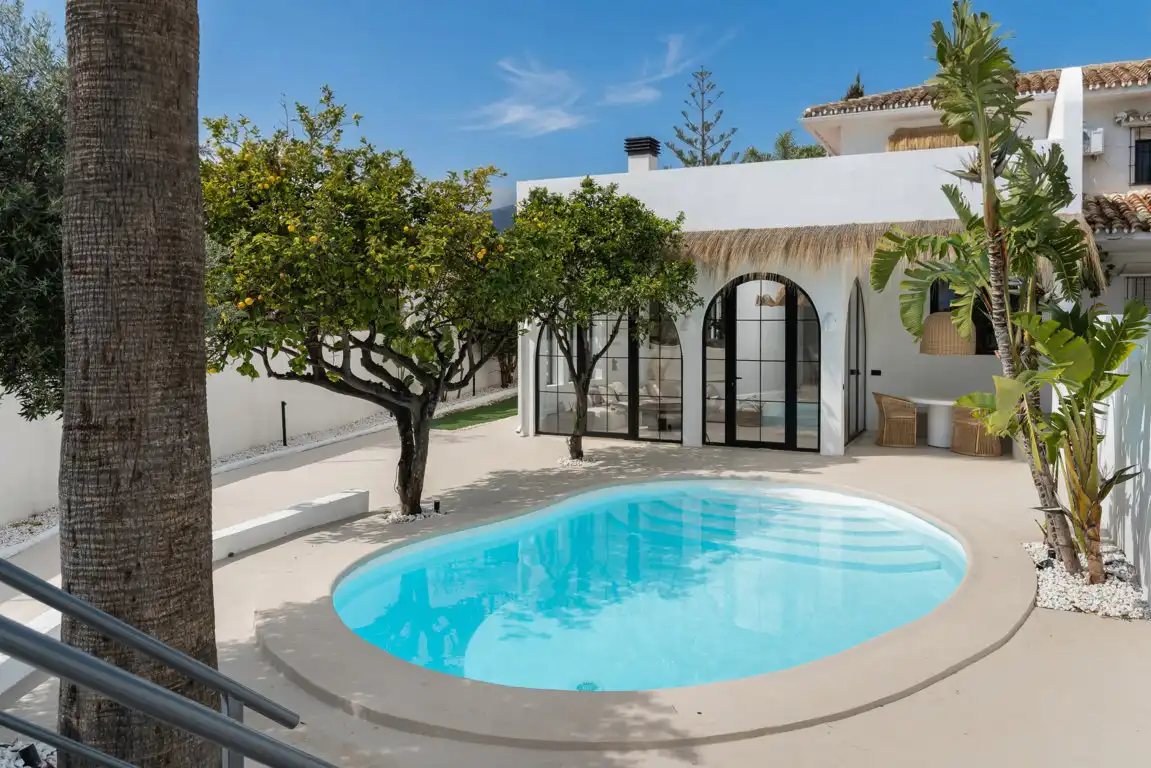 Swimming pool of Detached homes for sale in Torremolinos  with Air Conditioner, Terrace and Swimming Pool