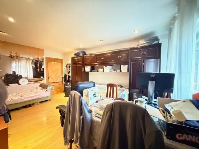 Wohnung zum Verkauf in Coslada mit Klimaanlage, Heizung und Terrasse